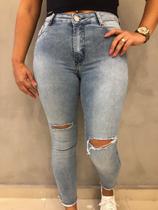 Calça Jeans Feminina Cropped Destroyed Bivik