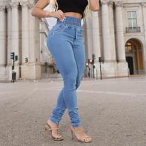 Calça Jeans Feminina Elástico Levanta Bumbum Premium de Cos Largo Com Ziper Atrás Detalhado