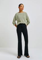 Calça Jeans Feminina Flare Cintura Média Soft Touch Calça Jeans Feminina Flare Cintura Média Soft Touch