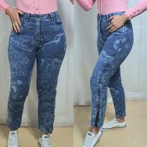 Calça jeans feminina mom estampada