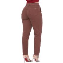 Calça Jeans Feminina Mom Pences Cintura Alta Detalhe Barra Elastano Cós Alto Modelagem Calça Jeans Feminina Mom Pences Cintura Alta Detalhe Barra Elastano Cós Alto Modelagem