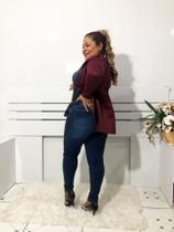 Calça jeans feminina slim com cinta modeladora e Lycra. Tamanho 44.