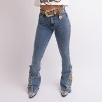 Calça Jeans Feminina Stoned Bordada Horse Rodeo Silver Strass Moda Country Cintura Alta Flare