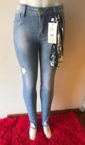 Calça jeans feminina Calça jeans feminina