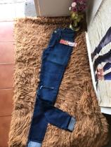Calça jeans feminina Calça jeans feminina
