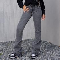 Calça Jeans Flare Barra Desfiada Feminino Revanche Arzen