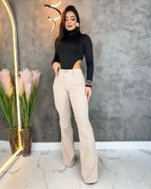 Calça Jeans Flare Color - Elegância e Versatilidade