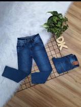 Calça jeans infantil e juvenil com elastano