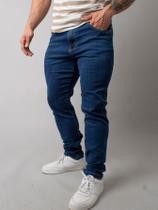 Calça jeans masculina escura com elastano Calça jeans masculina escura com elastano