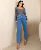 Calça jeans mom com cinto Consciência Jeans REF23934