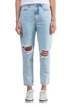 Calça Jeans Mom Rasgos Joelho Guess Azul Claro