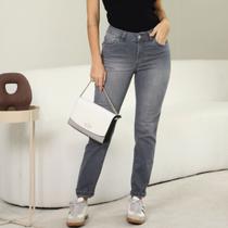 Calça Jeans Reta Barra Normal Feminino Revanche Togliatti Calça Jeans Reta Barra Normal Feminino Revanche Togliatti