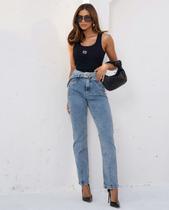 Calça jeans reta feminina cintura alta com cinto