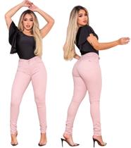 Calça jeans skinny elegante levanta bumbum