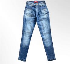Calça jeans skinny feminina Calça jeans skinny feminina