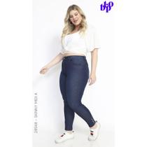 Calça Jeans Skinny Midi Detalhe na Barra Plus Size Feminina Biotipo