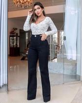 Calça Jeans Wide Leg Zarah - Elegância e Conforto para o Dia a Dia Calça Jeans Wide Leg Zarah - Elegância e Conforto para o Dia a Dia