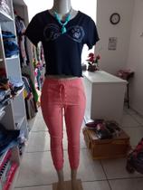 Calça jogger e blusa Calça jogger e blusa