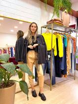 Calça Jogger em tecido Material PU Dzarm Calça Jogger em tecido Material PU Dzarm