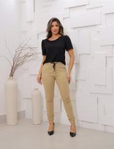 Calça Jogger Feminina Sarja Bege com Cordão Ajustável