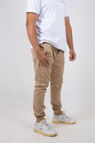 Calça Jogger Masculina Sarja Com Punho Ajustável Estilo Streetwear Calça Jogger Masculina Sarja Com Punho Ajustável Estilo Streetwear