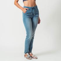 Calça Jogger Reta Jeans Confort Bolso Faca Delavê