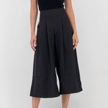 Calça Lamech Tecido Pantacourt Feminina Calça Lamech Tecido Pantacourt Feminina