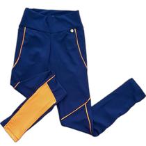 Calça legging adulto com bolso e contornos em friso mais corpo