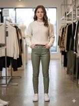 Calça Legging com material sintético e Termoskin Peluciado