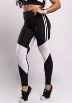 Calça Legging Feminina com Recortes e Listras