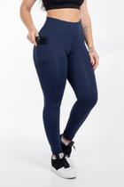 Calça Legging Plus Size Com Bolsos Laterais e Cintura Alta