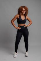Calça Lorena Preta com Tecnologia de Zero Transparência