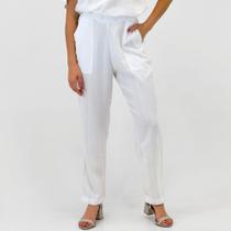 Calça Malwee Reta em Tecido com Fio Lurex Feminina Calça Malwee Reta em Tecido com Fio Lurex Feminina