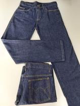 Calça masculina tradicional sem lycra