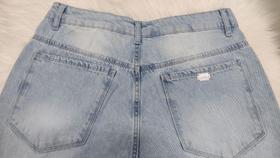 Calça MOM c/ strass Calça MOM c/ strass