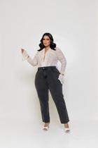 Calça Mom Feminina Plus Size Jeans Cintura Alta Preta Casual Cor:PretoTamanho:52 Calça Mom Feminina Plus Size Jeans Cintura Alta Preta Casual Cor:PretoTamanho:52