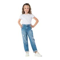 Calça Mom Menina Mania Kids em Jeans Escuro com Destroyed Calça Mom Menina Mania Kids em Jeans Escuro com Destroyed