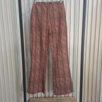Calça morena rosa flaire estampa animalprint