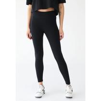 Calça New Balance Canelada Small Logo - feminino - preto