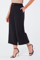Calça Pantacourt Elástico Traseiro Bolso Faca Botões Decorativos Preta Renata Calça Pantacourt Elástico Traseiro Bolso Faca Botões Decorativos Preta Renata