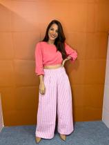 Calça Pantalona Listrada em Tecido Calça Pantalona Listrada em Tecido