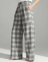 Calça pantalona xadrez de pelúcia