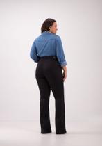 Calça Plus Size Flare Cintura Alta Com Elastano Preta LUNENDER 0078J