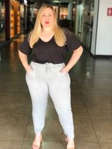 Calça plus size jogguer de lã