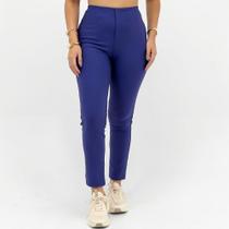 Calça Rosa Bella Reta em Tecido Montaria Feminina Calça Rosa Bella Reta em Tecido Montaria Feminina