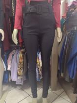 Calça skinni