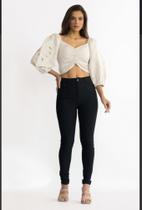 Calça Skinny Preta Não Pega Pêlo
