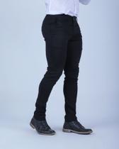 calça slim fit