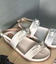 Calçado Papete Nina Leveza e Conforto para o Seu Dia a Dia