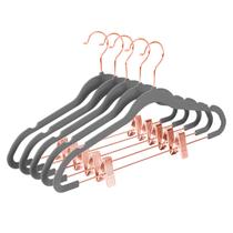 Calças e cabides MIZGI Premium Velvet com clipes, pacote com 20 unidades, cinza
